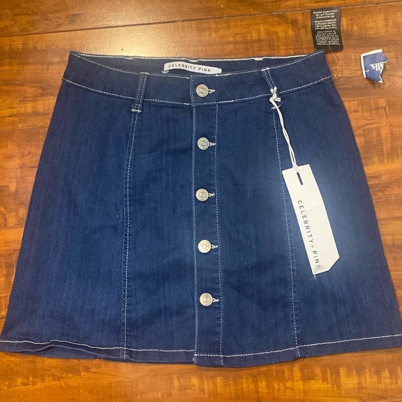 NWT CELEBRITY PINK BUTTON DOWN DEMIN MINI SKIRT - Picture 1 of 10